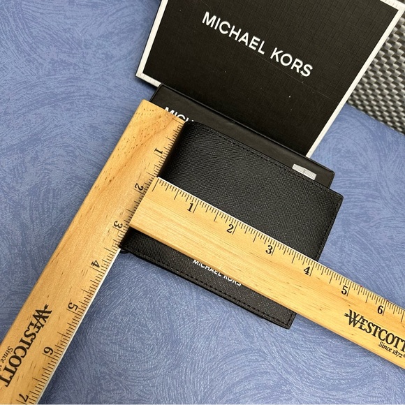New Michael Kors Men’s Slim Billfold Bi-Fold Wallet Andy Black 86F2SANF5V NWT - Picture 15 of 17